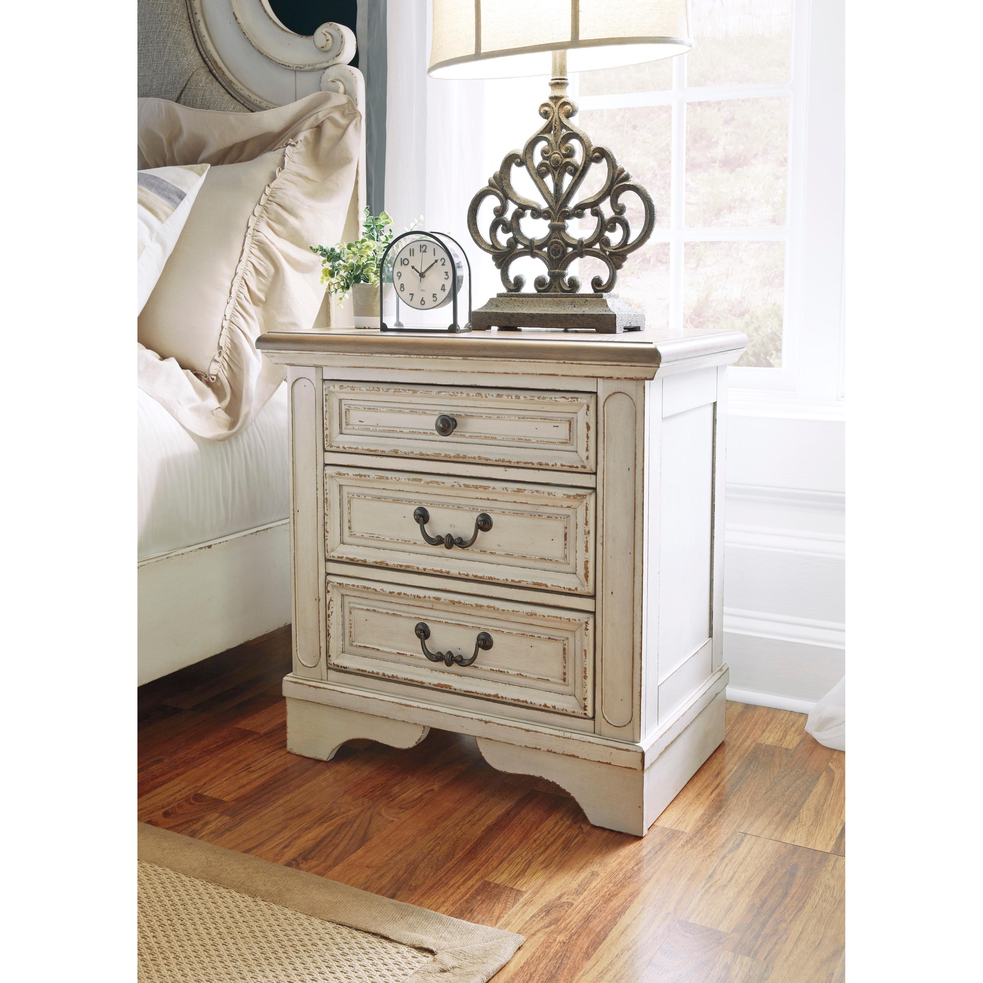 Signature Design by Ashley Realyn B743B89 7 pc King Upholstered Panel Bedroom Set IMAGE 4