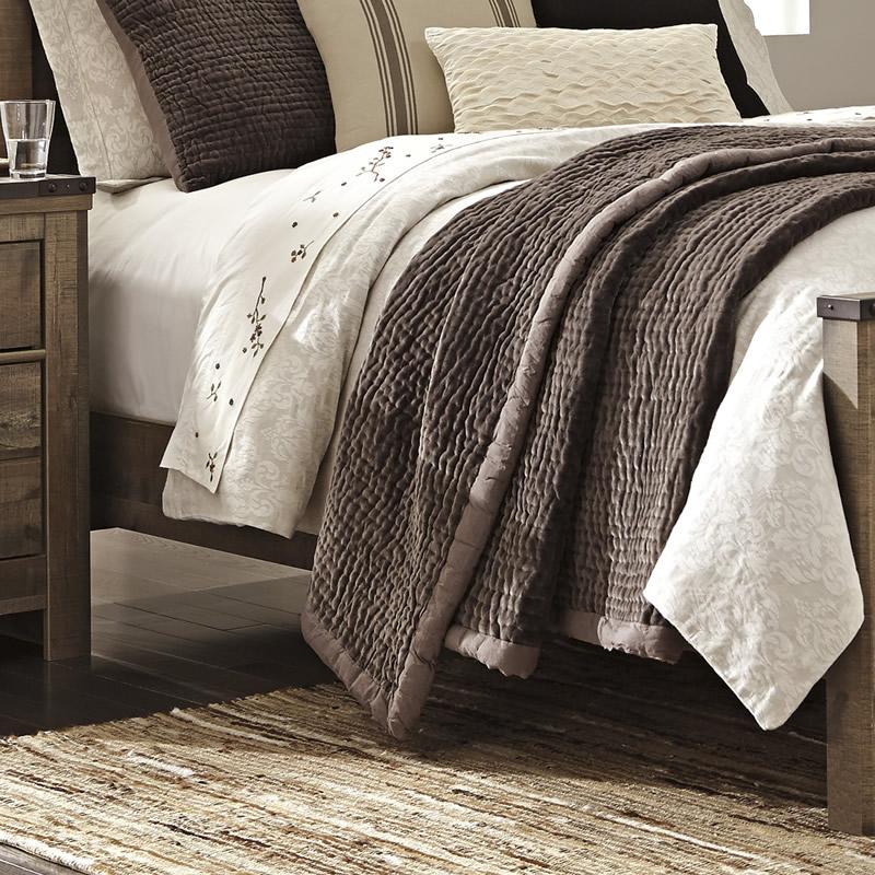 Signature Design by Ashley Trinell B446-96 Queen Panel Rails IMAGE 1