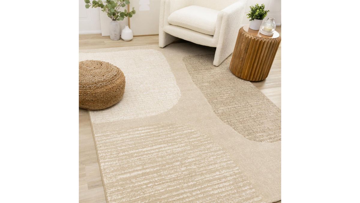 Ella Beige White Cream Distressed Stepping Stone Design Rug