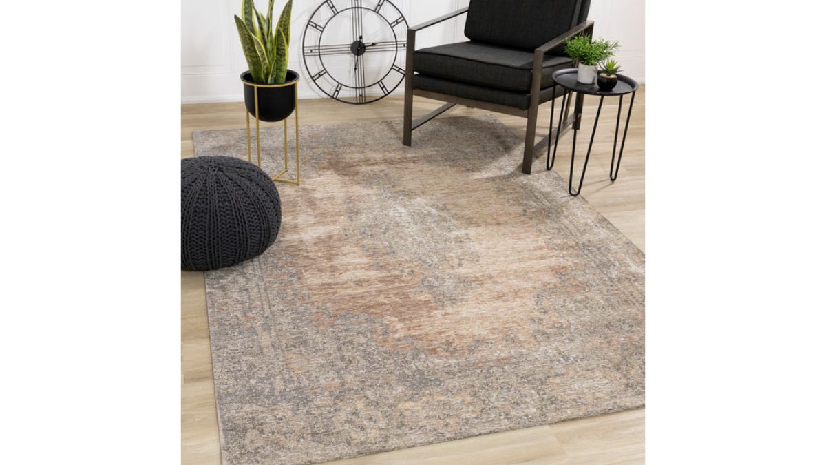 Cathedral Salmon Grey Traditional Border Rug