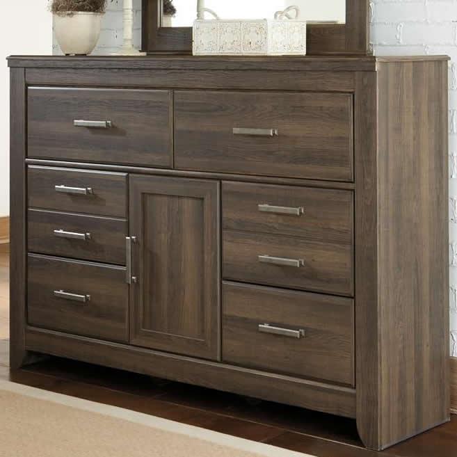 Signature Design by Ashley Juararo B251B46 6 pc California King Poster Bedroom Set IMAGE 3