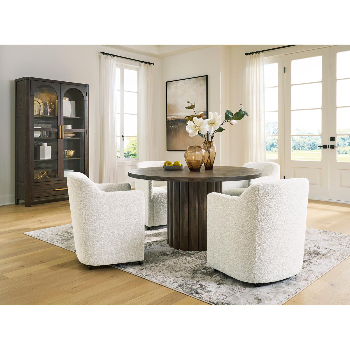 Signature Design by Ashley Radkin PCD843 6 pc Dining Set IMAGE 1