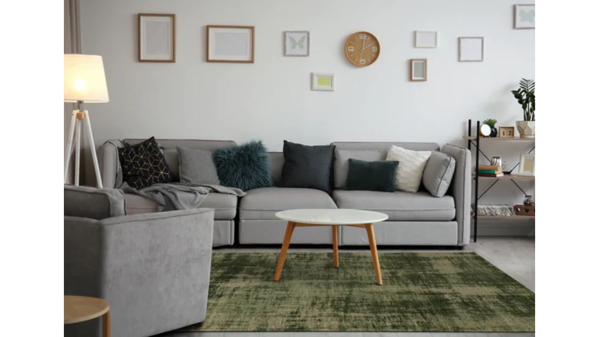 Cathedral Green Tree Bark Rug