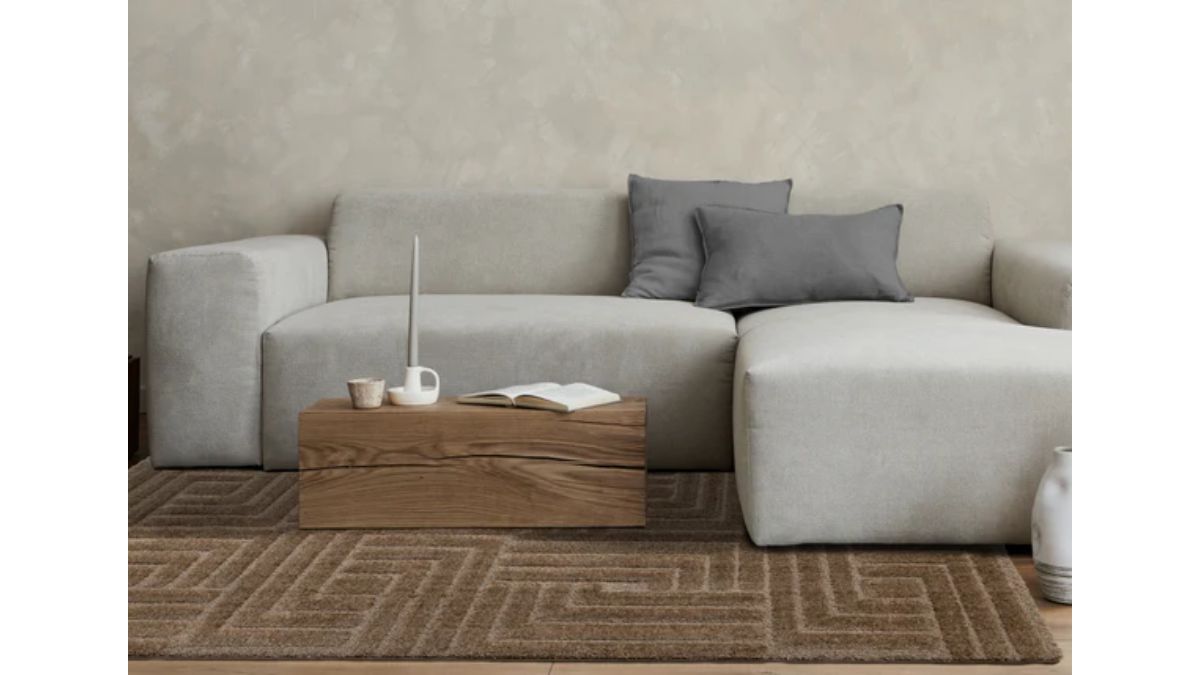 Luxe Brown Maze Design Rug