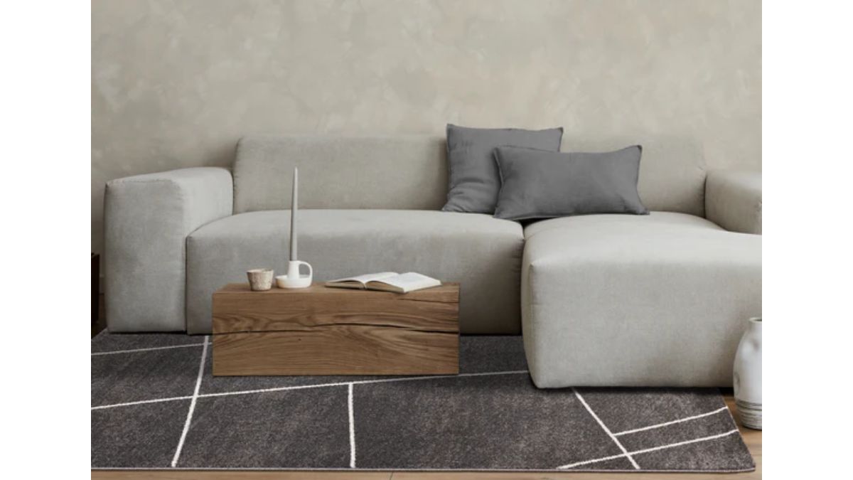 Mae Grey White Organic Line Design Rug