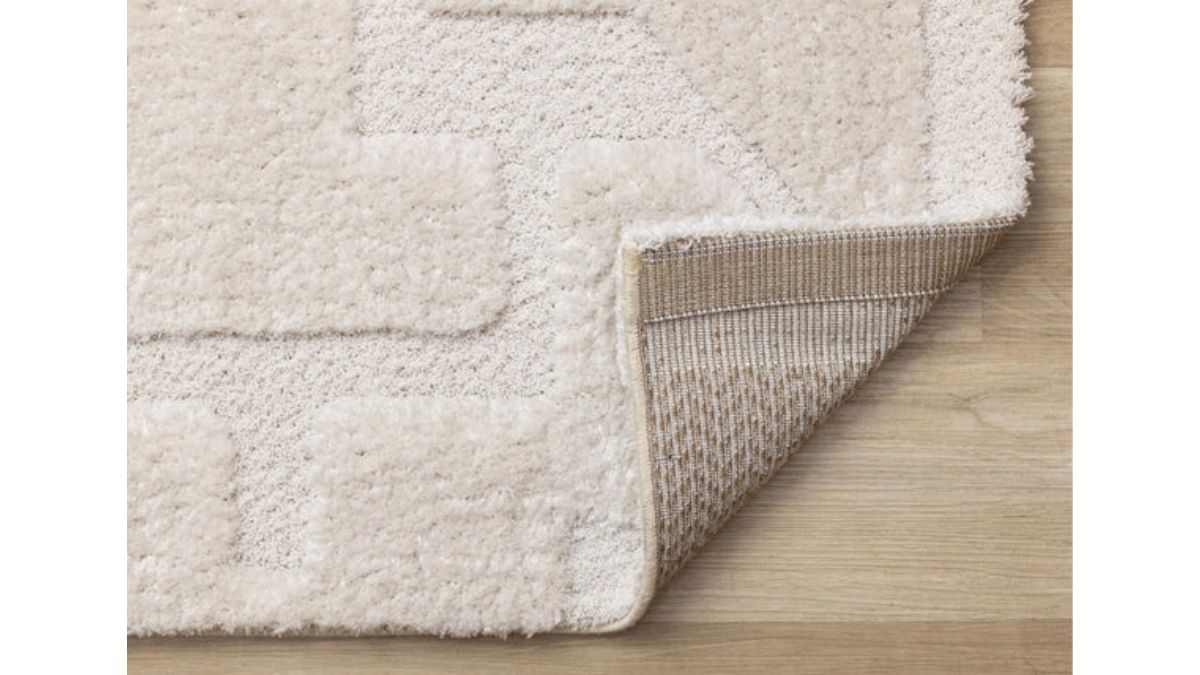 Luxe White Scattered Shapes Design Rug