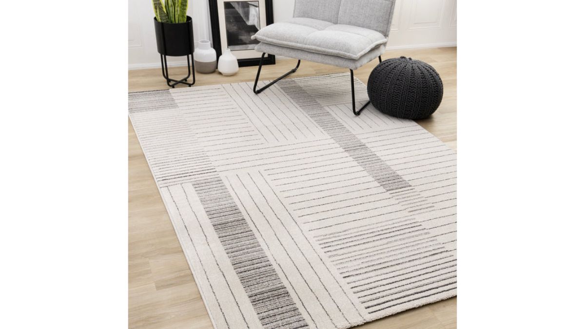 Mae White Black Intricate Line Design Rug