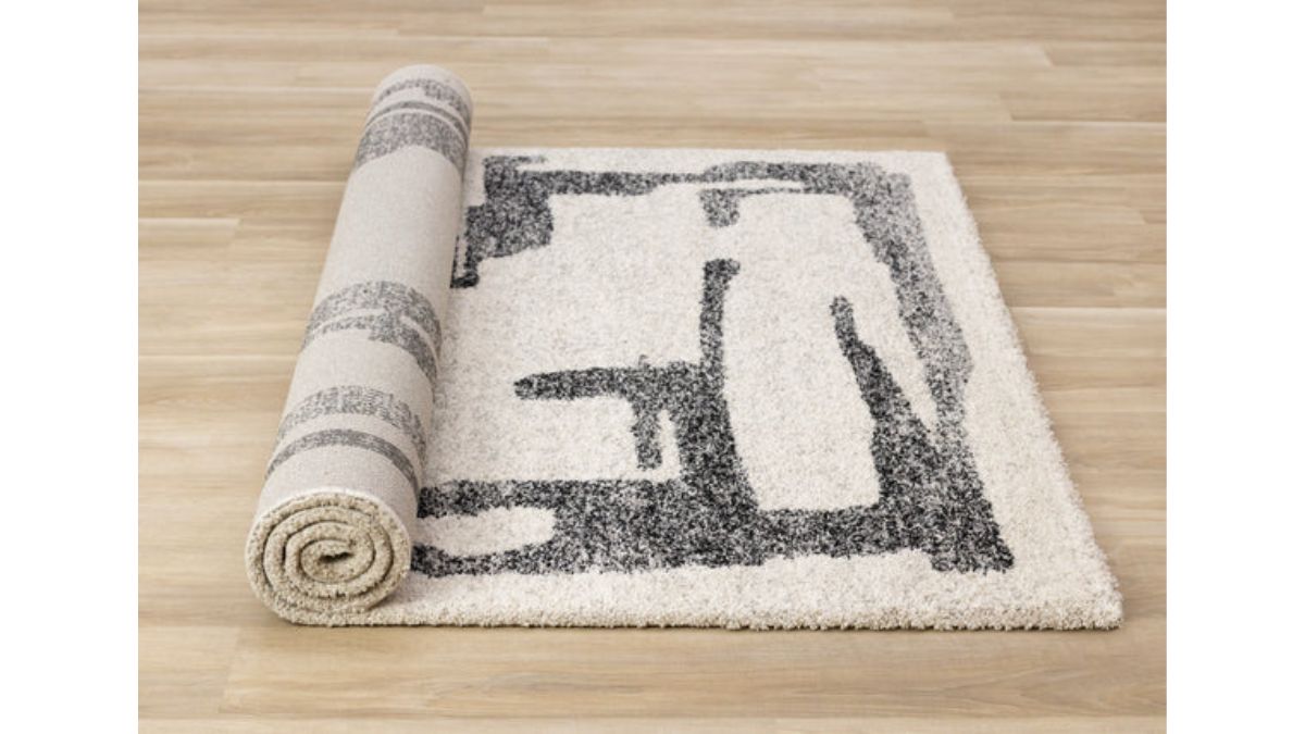 Marquis White Black Distressed Marker Lines Design