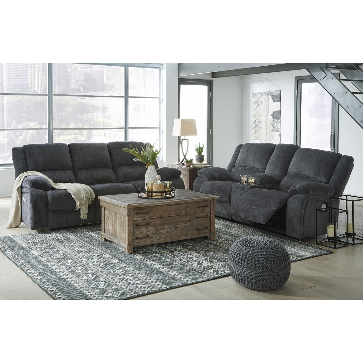 Signature Design by Ashley Draycoll 7650496 Double Reclining Power Loveseat with Console IMAGE 7