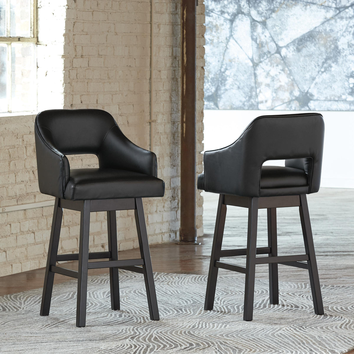 Signature Design by Ashley Tallenger D380-930 Tall Upholstered Swivel Barstool IMAGE 2
