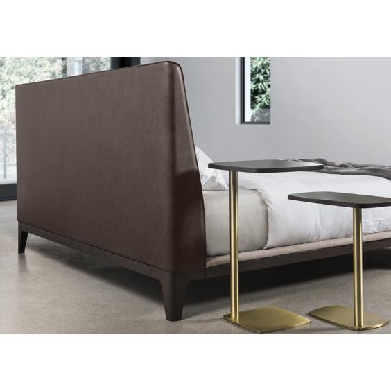 Trica Furniture Nuance Queen Platform Bed IMAGE 3