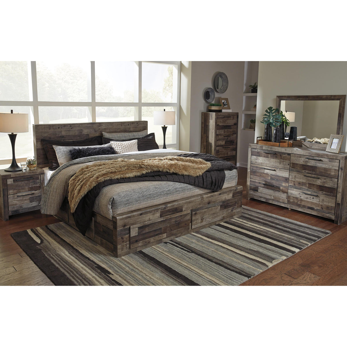 Benchcraft Derekson B200B18 Queen Panel Bed with 4 Storage Drawers IMAGE 5