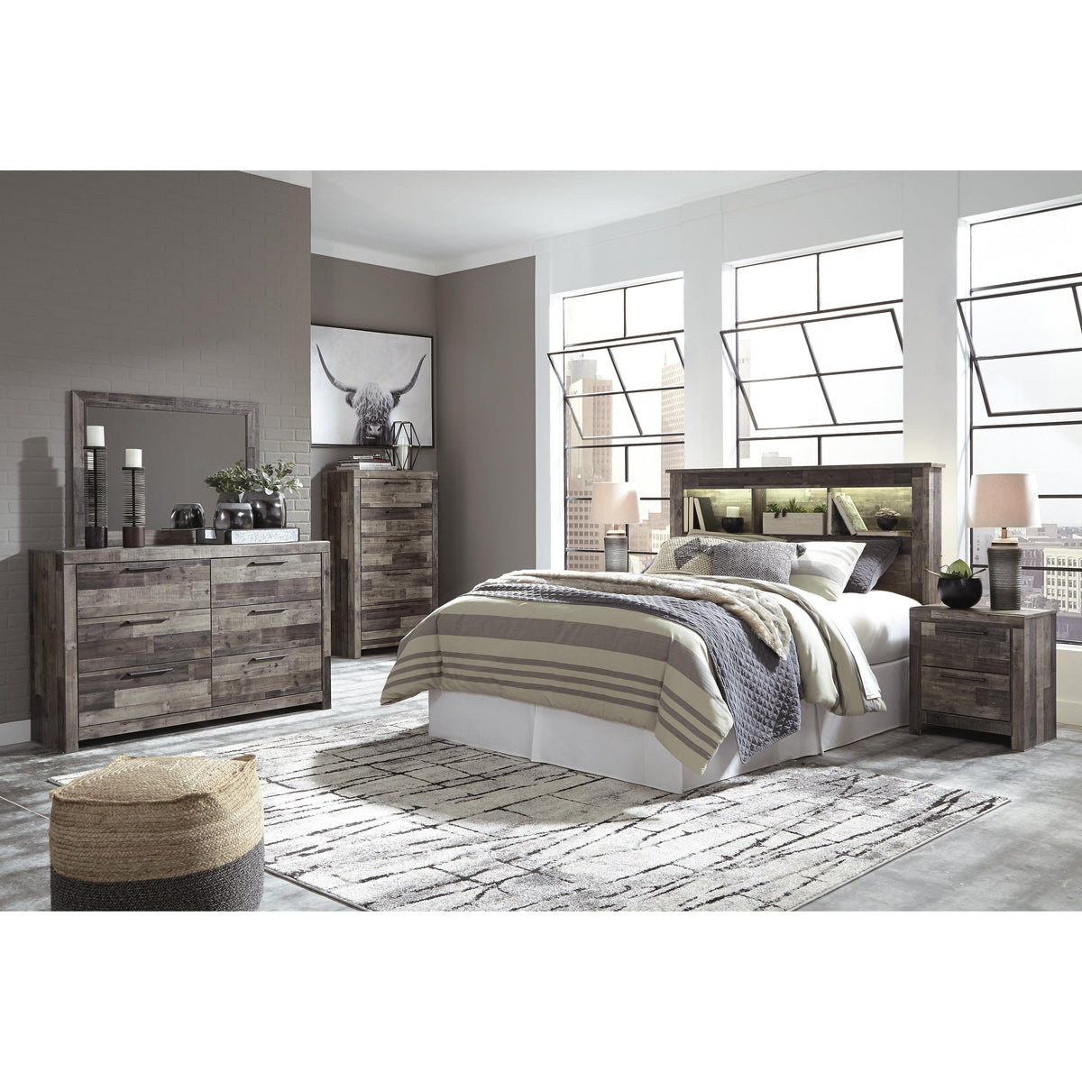 Benchcraft Derekson B200B1 Dresser and Mirror IMAGE 13