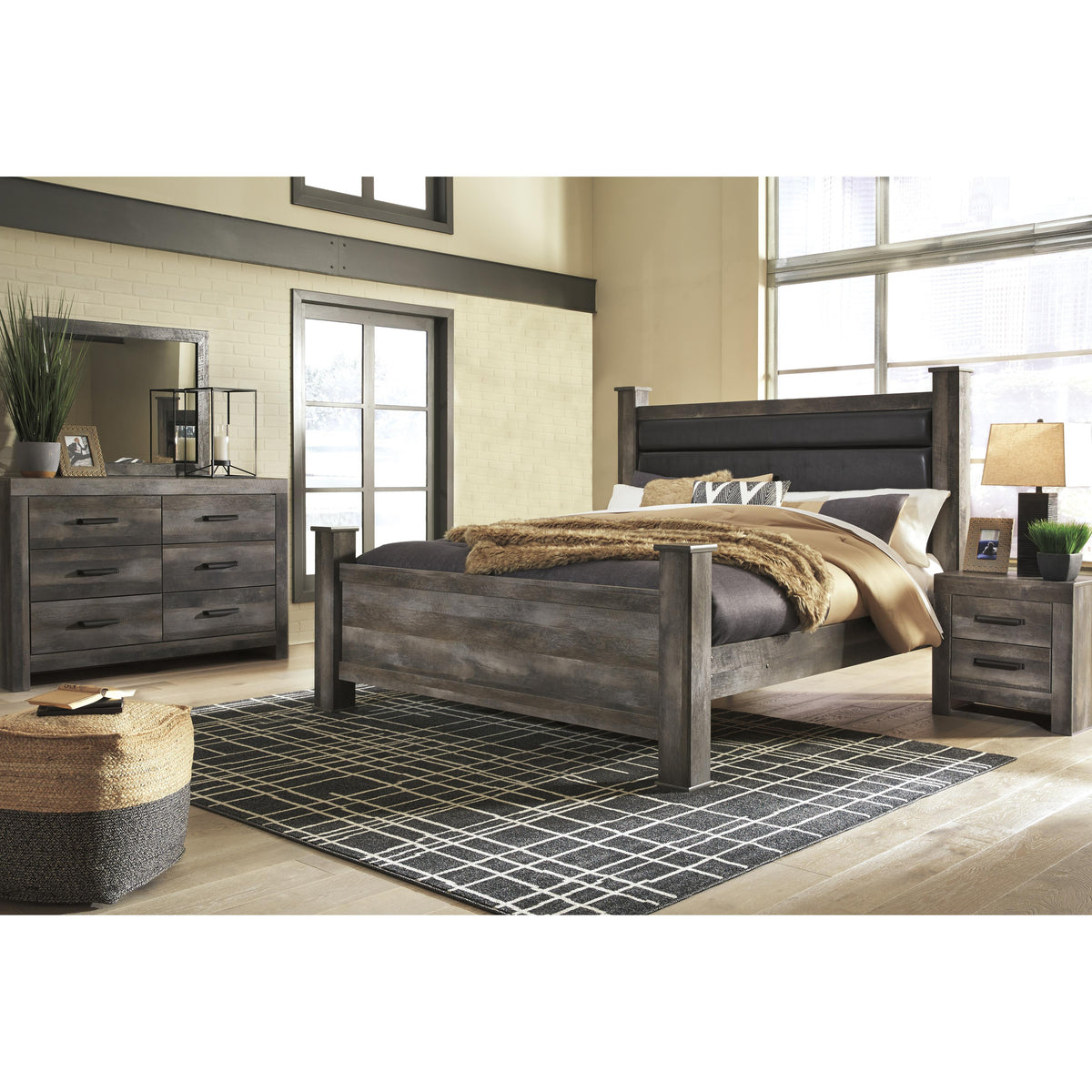 Signature Design by Ashley Wynnlow B440B1 Dresser and Mirror IMAGE 5