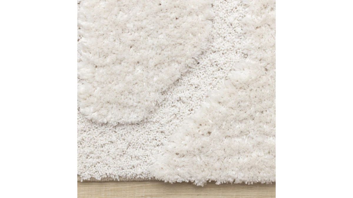 Luxe White Scattered Shapes Design Rug
