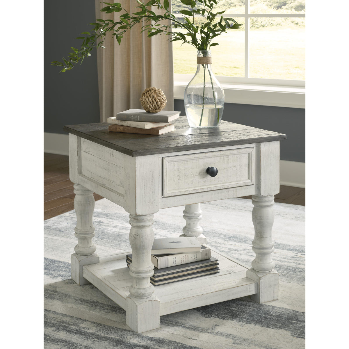 Signature Design by Ashley Havalance T994-2 Square End Table IMAGE 7