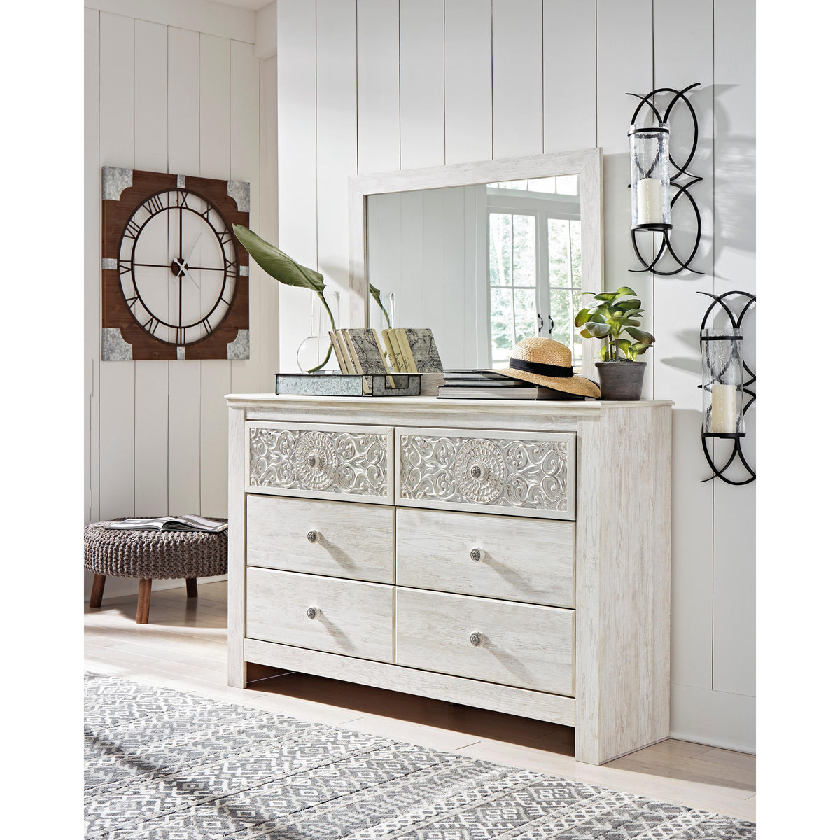 Signature Design by Ashley Paxberry B181B8 Dresser and Mirror IMAGE 3