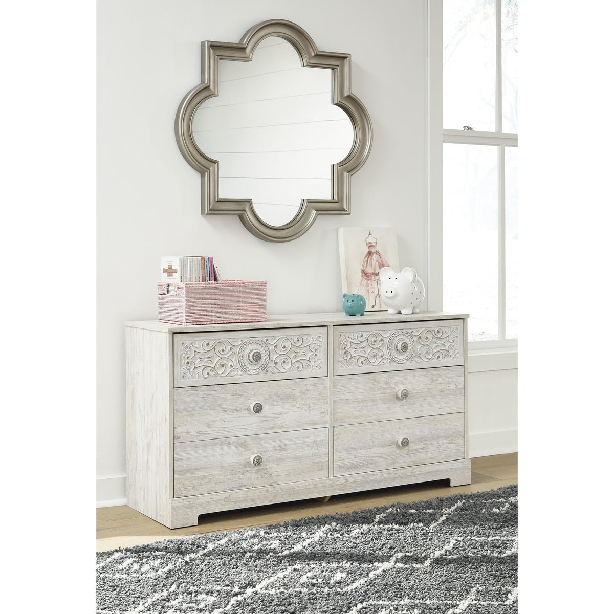 Signature Design by Ashley Paxberry EB1811-231 Six Drawer Dresser IMAGE 5