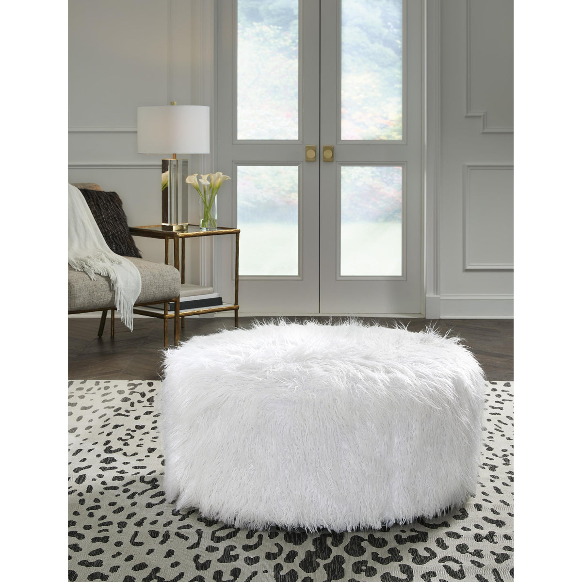 Signature Design by Ashley Galice A3000334 Oversized Accent Ottoman IMAGE 2
