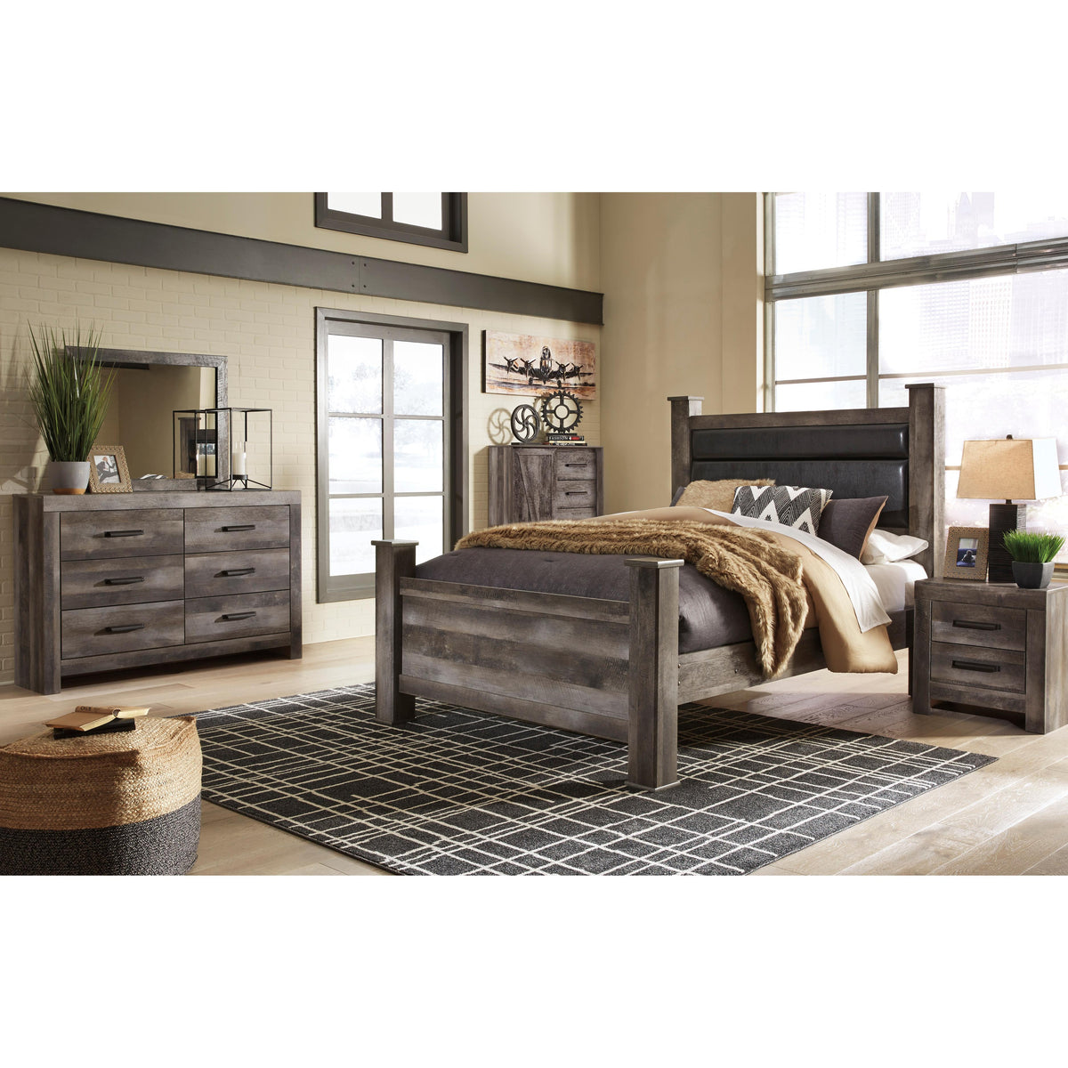 Signature Design by Ashley Wynnlow B440B7 Queen Upholstered Poster Bed IMAGE 4