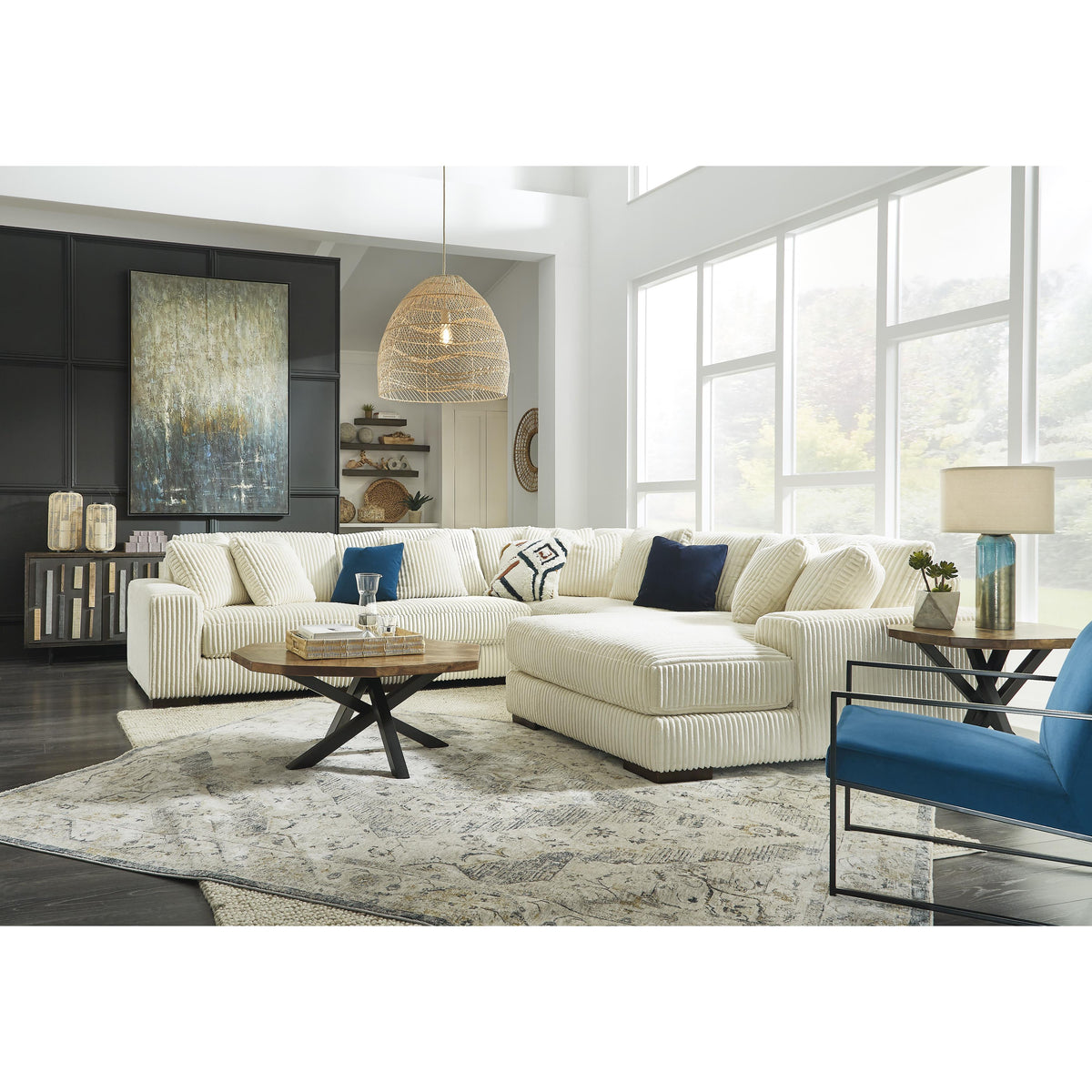 Signature Design by Ashley Lindyn 21104S7 5 pc Sectional with Chaise IMAGE 5