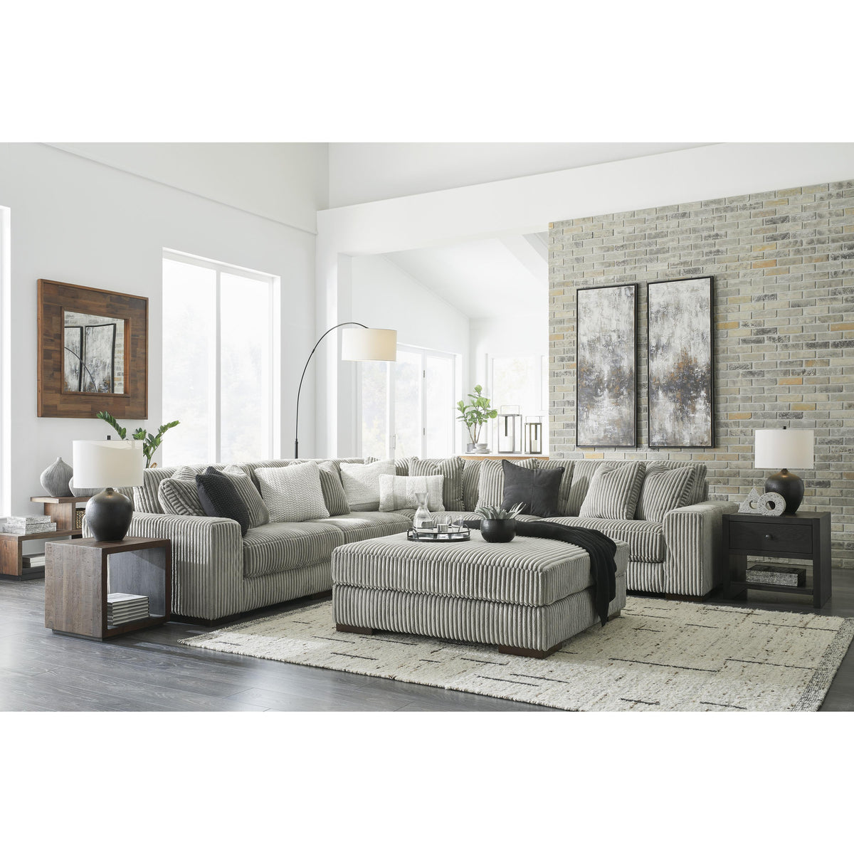 Signature Design by Ashley Lindyn 21105S5 5 pc Sectional IMAGE 11