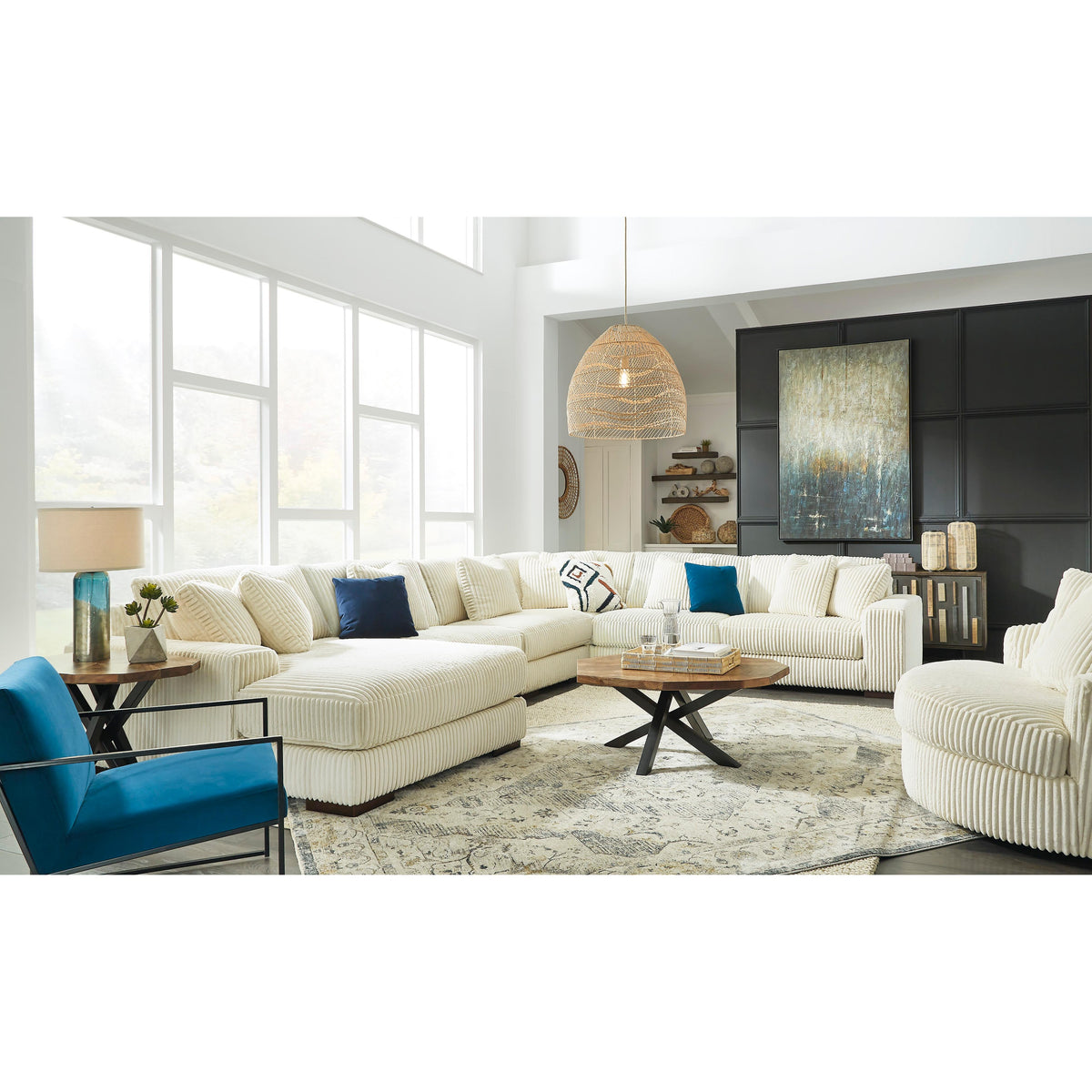Signature Design by Ashley Lindyn 21104S11 6 pc Sectional with Chaise IMAGE 3