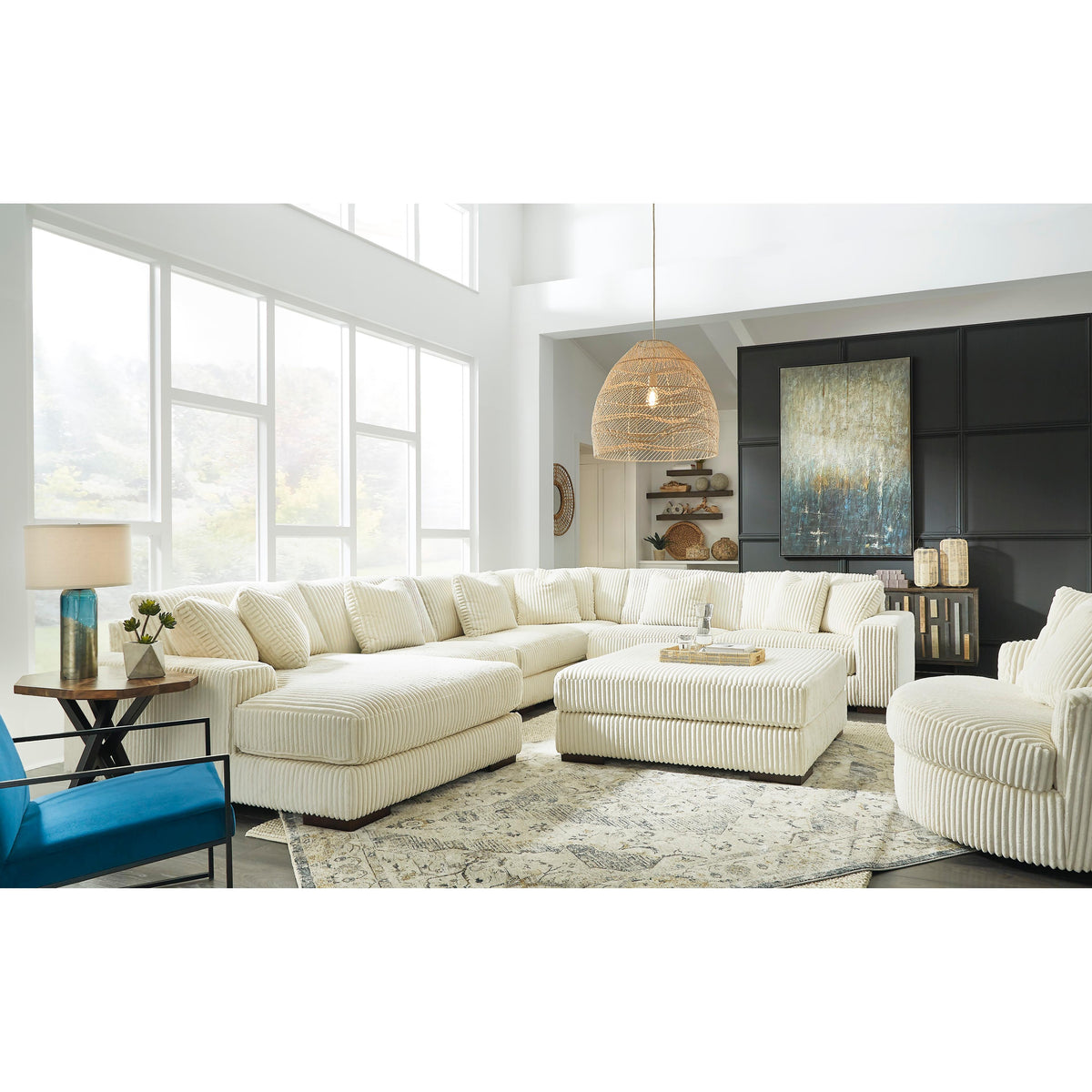 Signature Design by Ashley Lindyn 21104S11 6 pc Sectional with Chaise IMAGE 4
