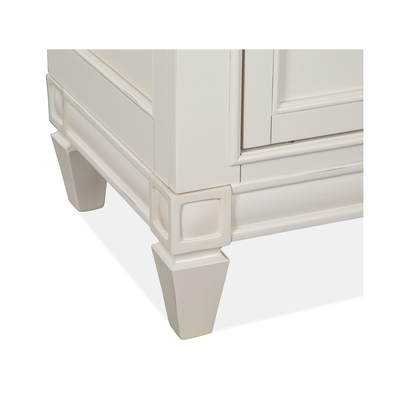 Magnussen Willowbrook B5324-01 Drawer Nightstand (no touch lighting control) IMAGE 9