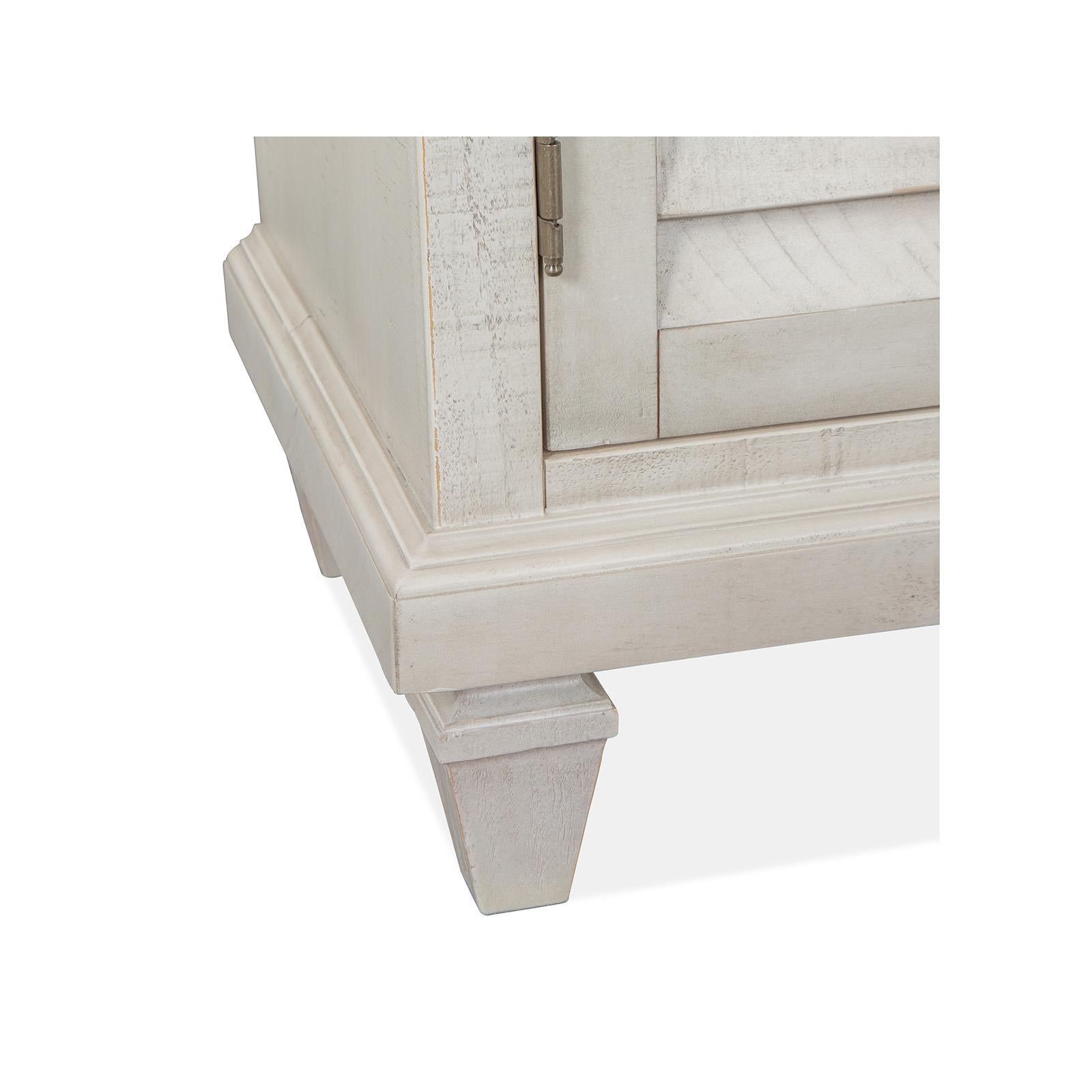 Magnussen Newport E5430-08 Large Console IMAGE 9