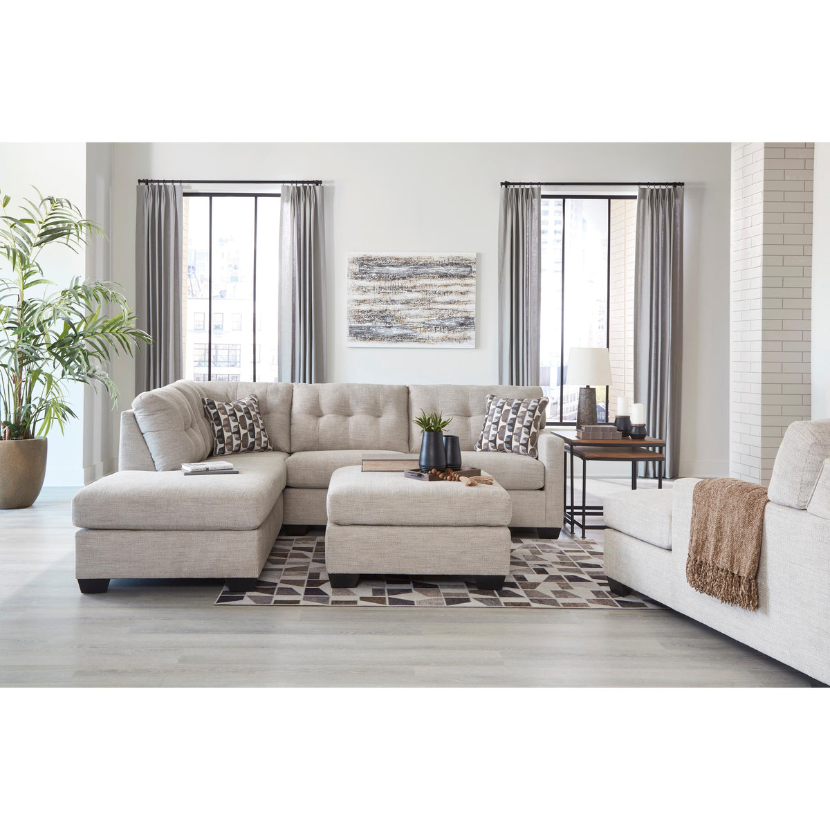 Signature Design by Ashley Mahoney 31004S1 2 pc Sectional with Chaise IMAGE 5