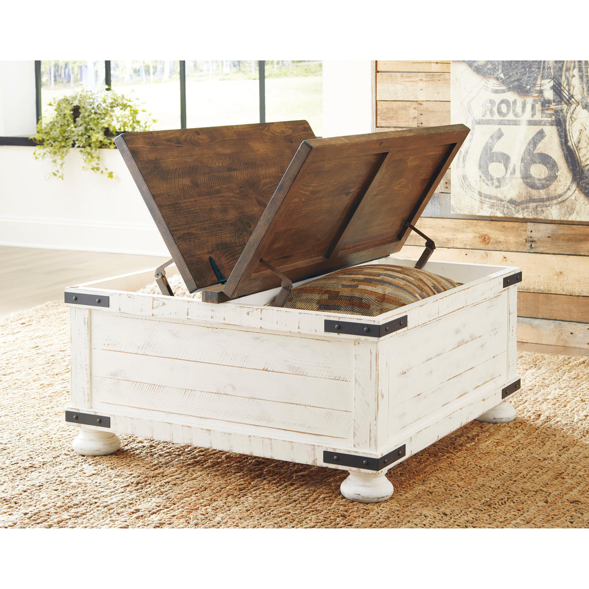 Signature Design by Ashley Wystfield T459T3 Coffee Table and 2 End Tables IMAGE 3