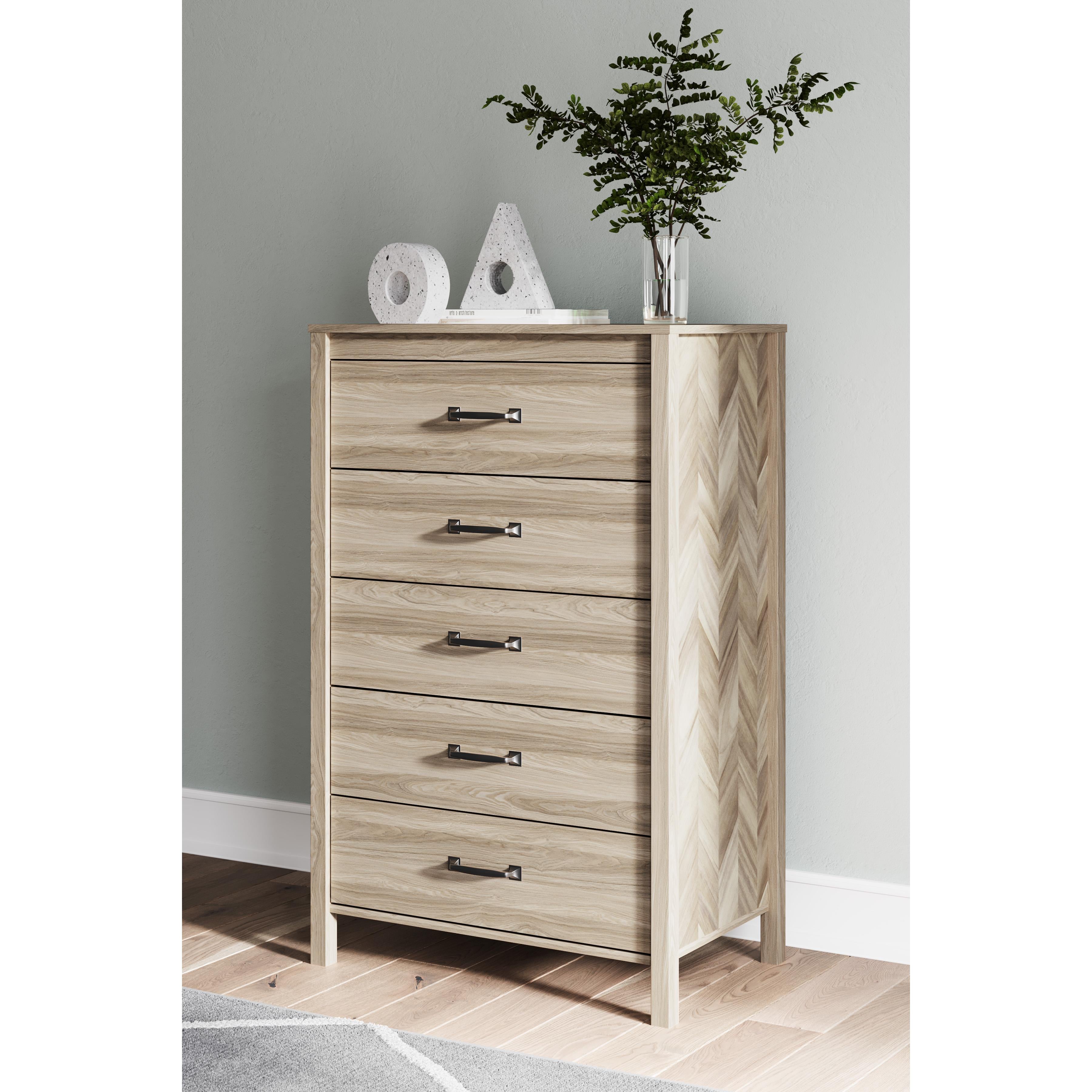 Signature Design by Ashley Battelle EB3929-245 Five Drawer Chest IMAGE 6