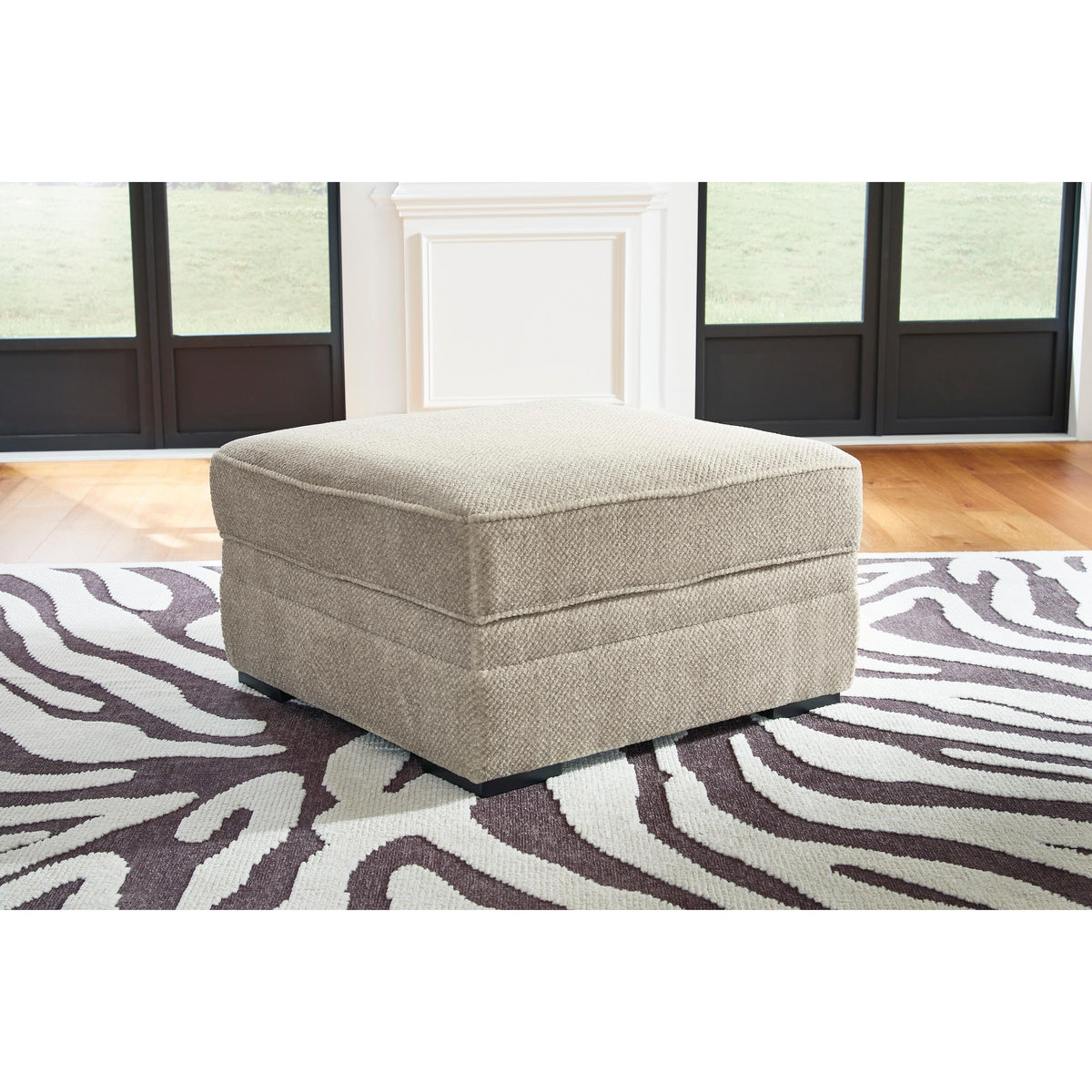 Benchcraft Calnita 2050211 Ottoman With Storage IMAGE 5