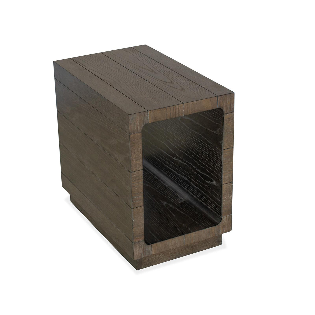 Magnussen LeLand T5704-10 Chairside End Table IMAGE 5
