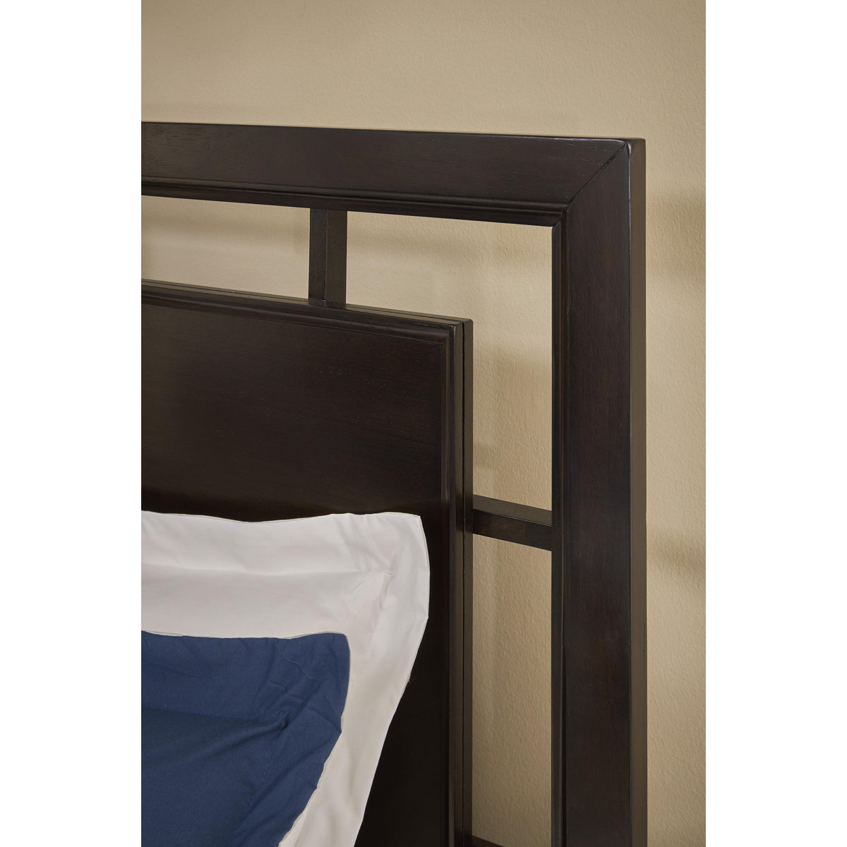 Signature Design by Ashley Covetown B441B2 Twin Panel Bed IMAGE 6