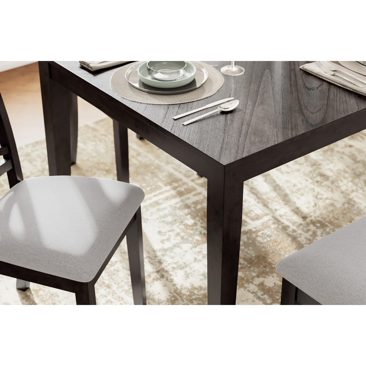 Signature Design by Ashley Langwest D422-325 Dining Room Table Set IMAGE 5