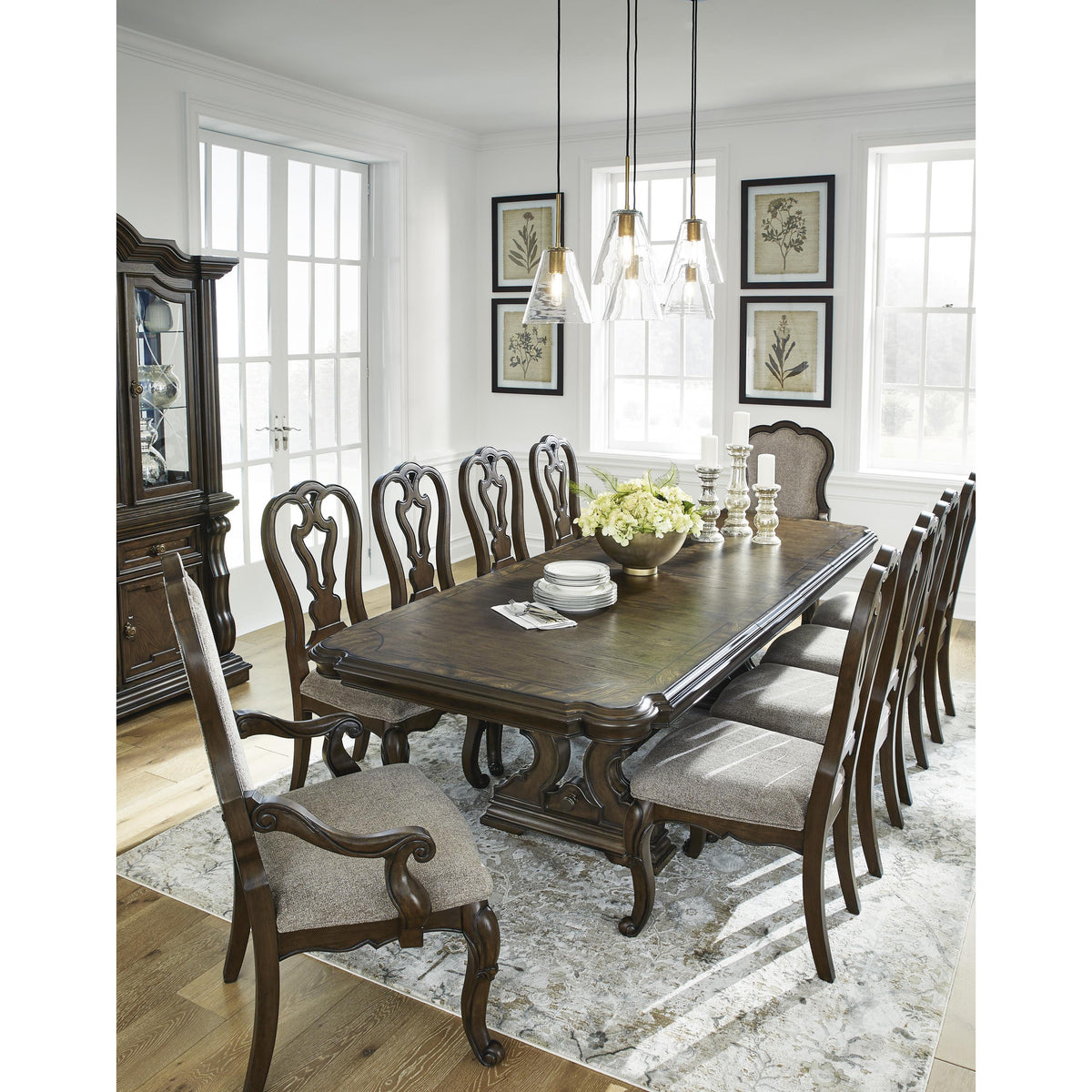Signature Design by Ashley Maylee D947-01 Dining Upholstered Side Chair IMAGE 11