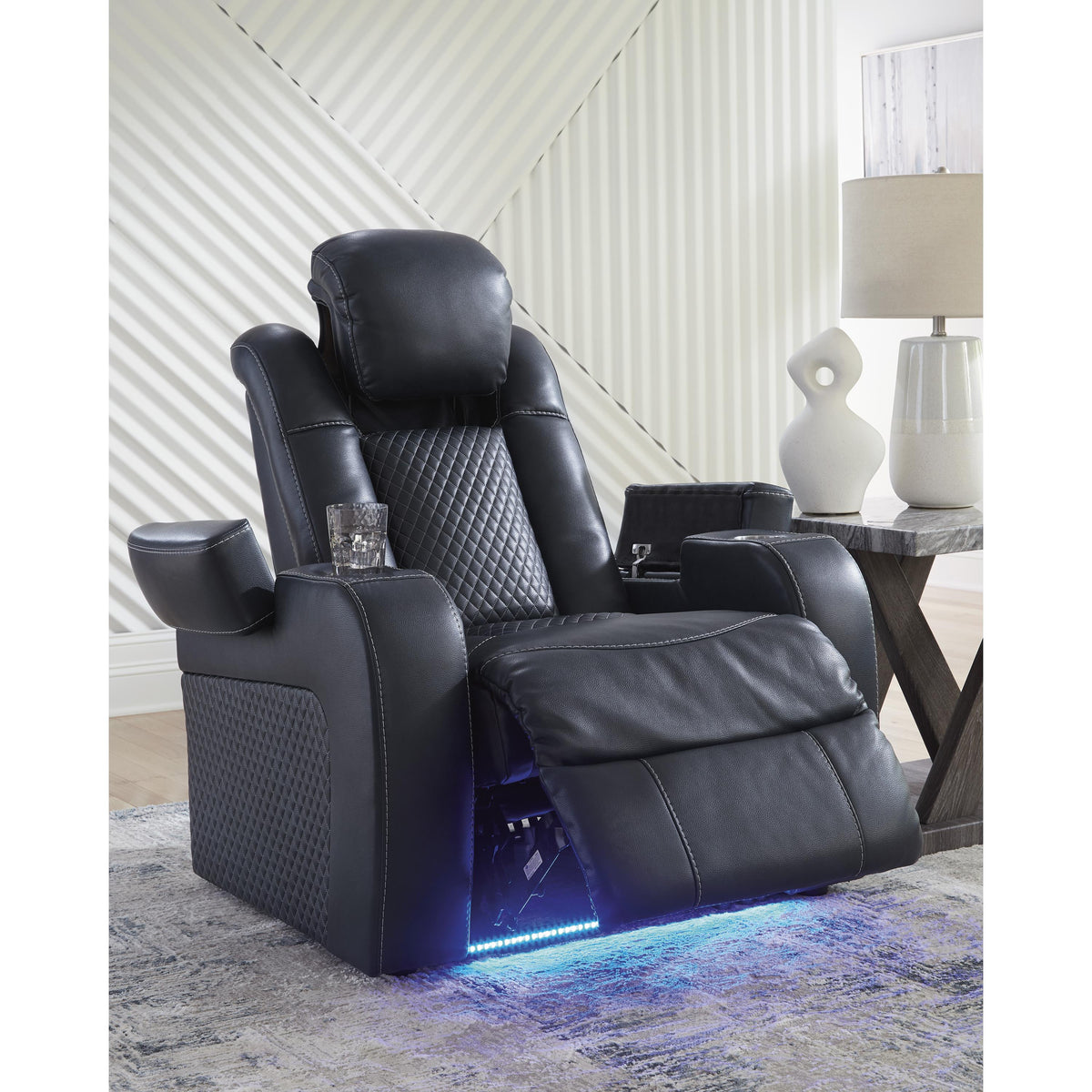 Signature Design by Ashley Fyne-Dyme 3660313 Power Recliner with Adjustable Headrest IMAGE 7