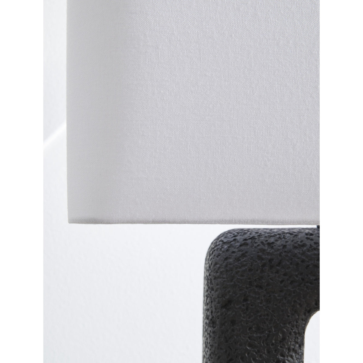 Signature Design by Ashley Wimmings L243654 Poly Table Lamp IMAGE 4