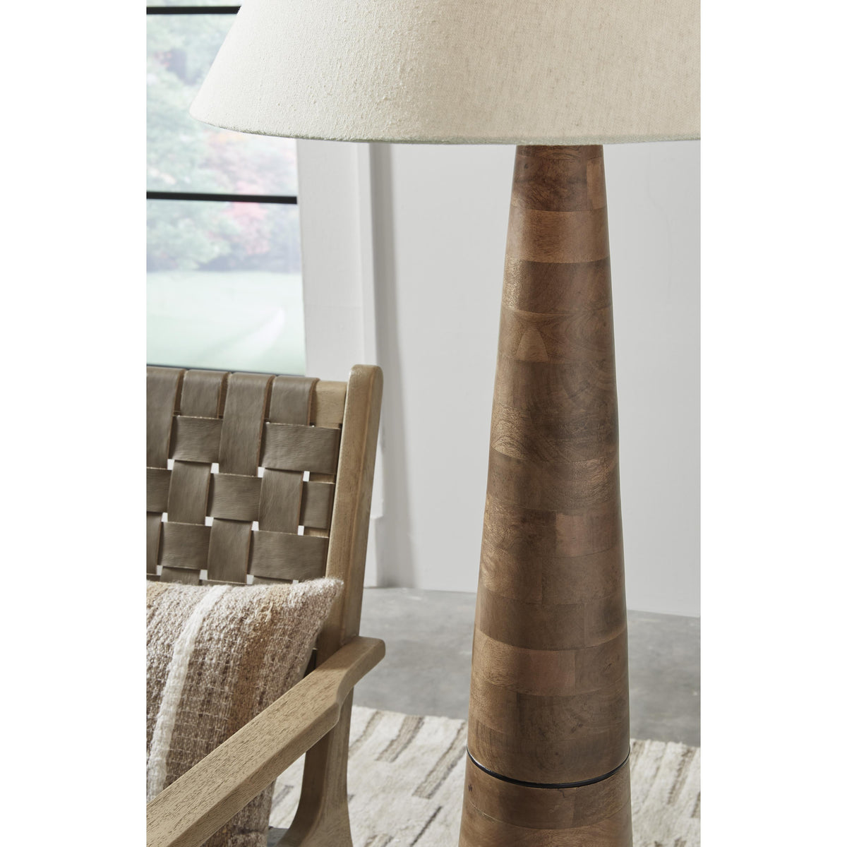 Signature Design by Ashley Danset L329101 Wood Floor Lamp IMAGE 3