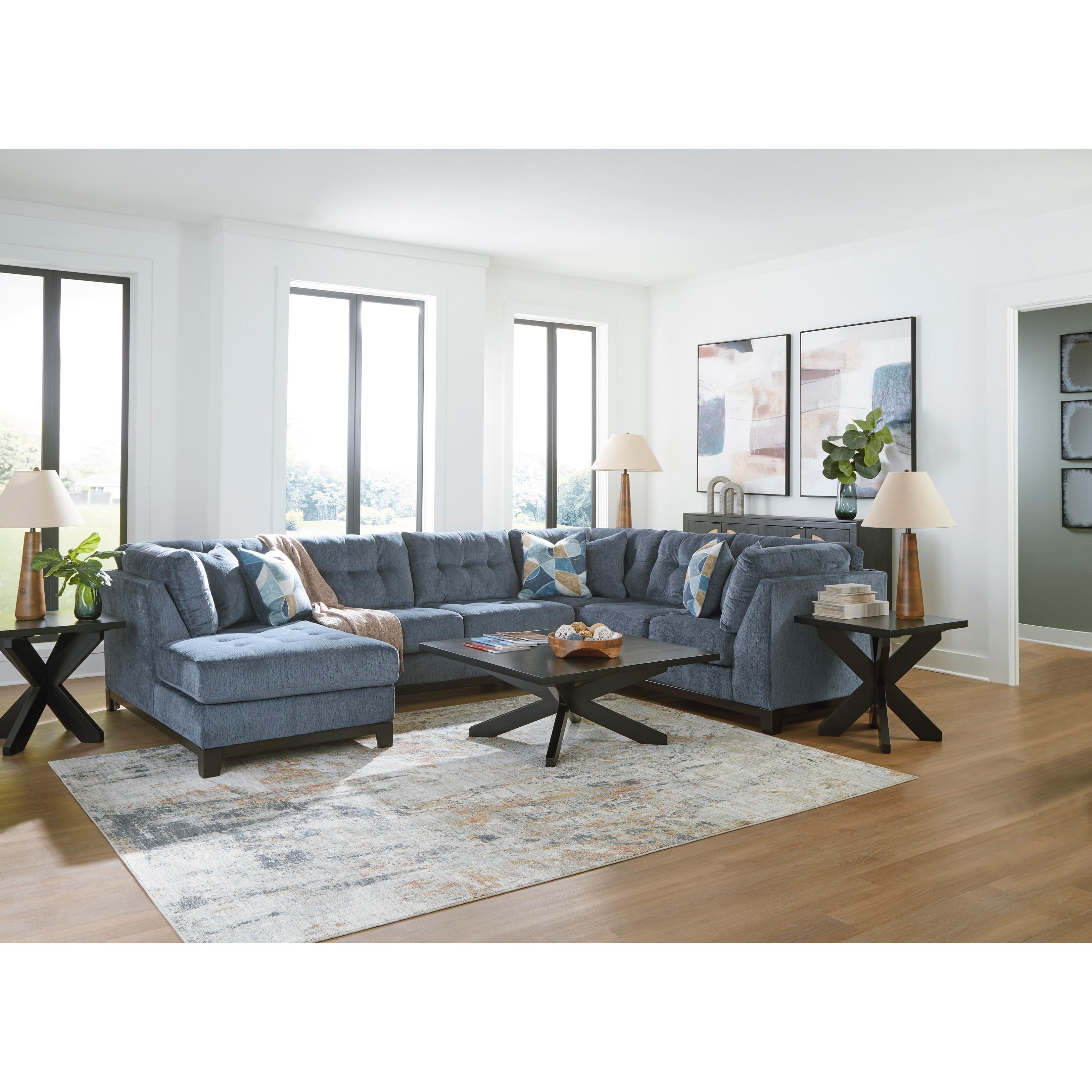 Benchcraft Maxon Place 33003S1 3 pc Sectional with Chaise IMAGE 4