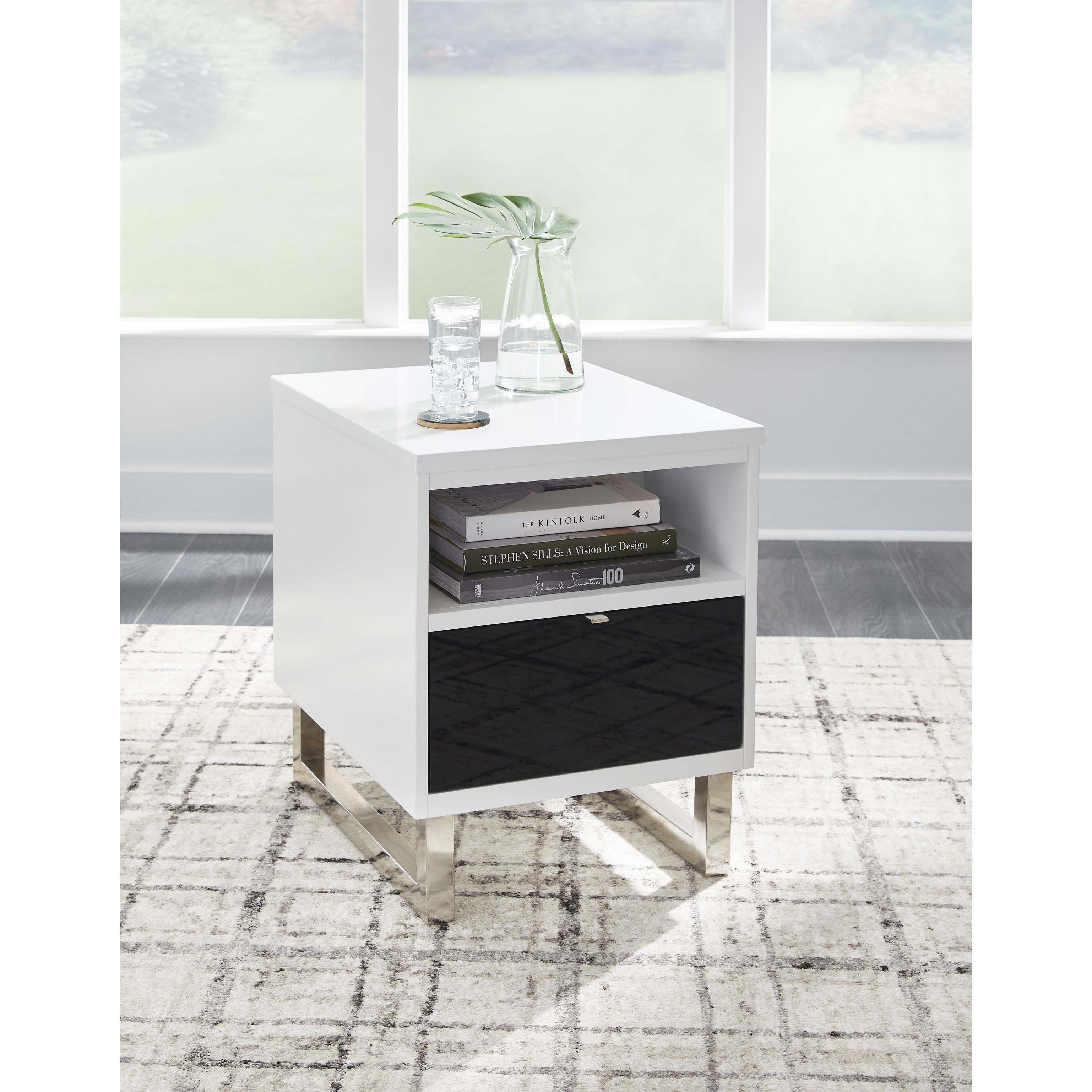 Signature Design by Ashley Gardoni T756-7 Chair Side End Table IMAGE 6