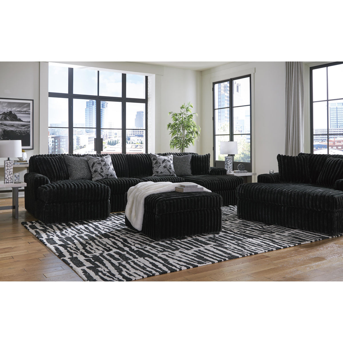 Signature Design by Ashley Midnight-Madness 98103S5 3 pc Sectional with Chaise IMAGE 7