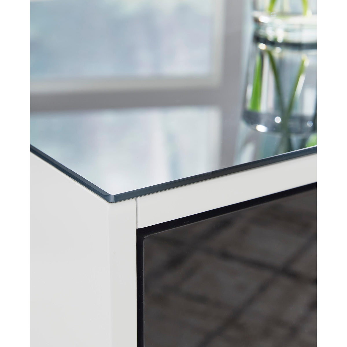 Signature Design by Ashley Gardoni T756T1 Coffee Table and 2 End Tables IMAGE 7