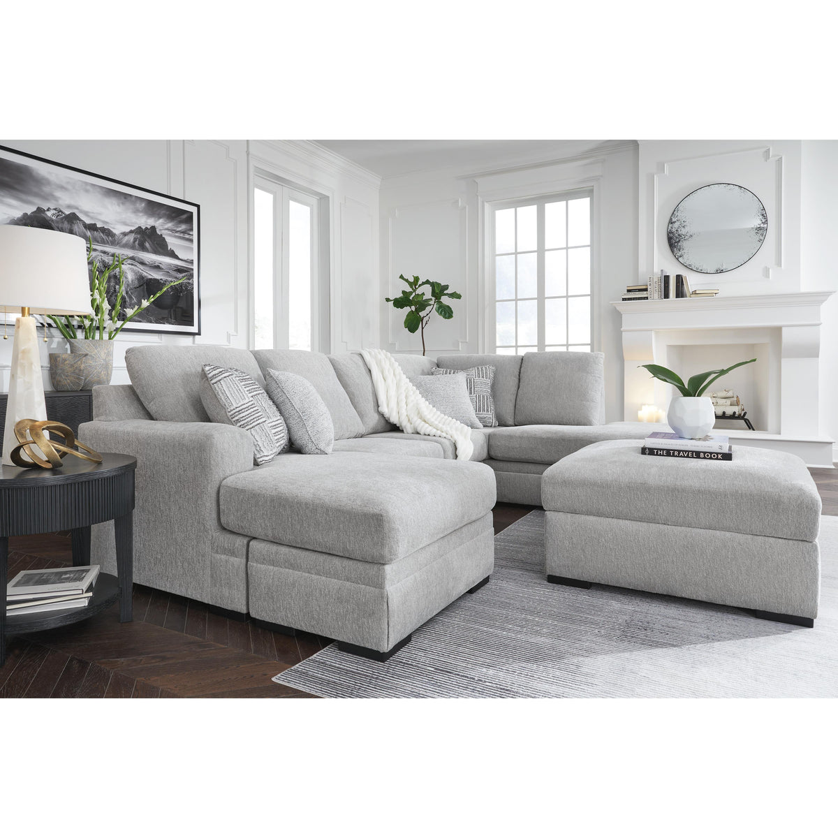 Benchcraft Gabyleigh 2090411 Ottoman With Storage IMAGE 6