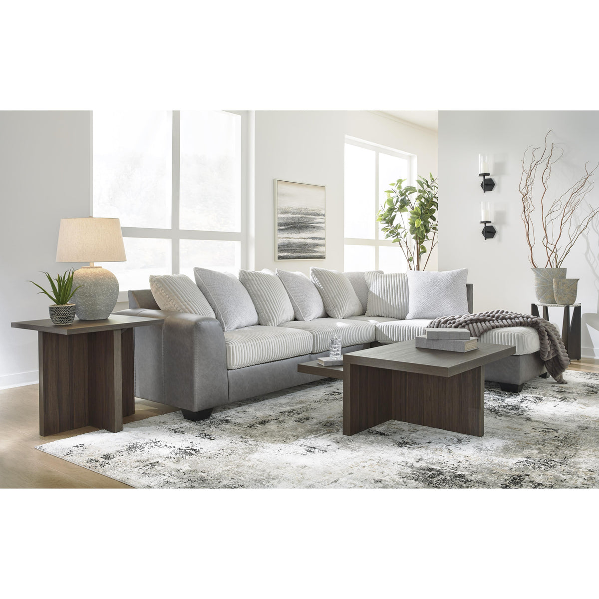 Benchcraft Clairette Court 31503S2 2 pc Sectional with Chaise IMAGE 3
