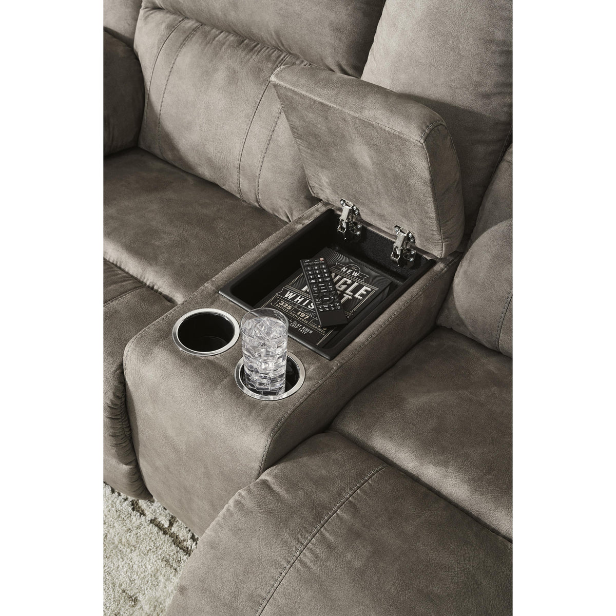 Signature Design by Ashley Laresview 3720394 Double Reclining Loveseat with Console IMAGE 7