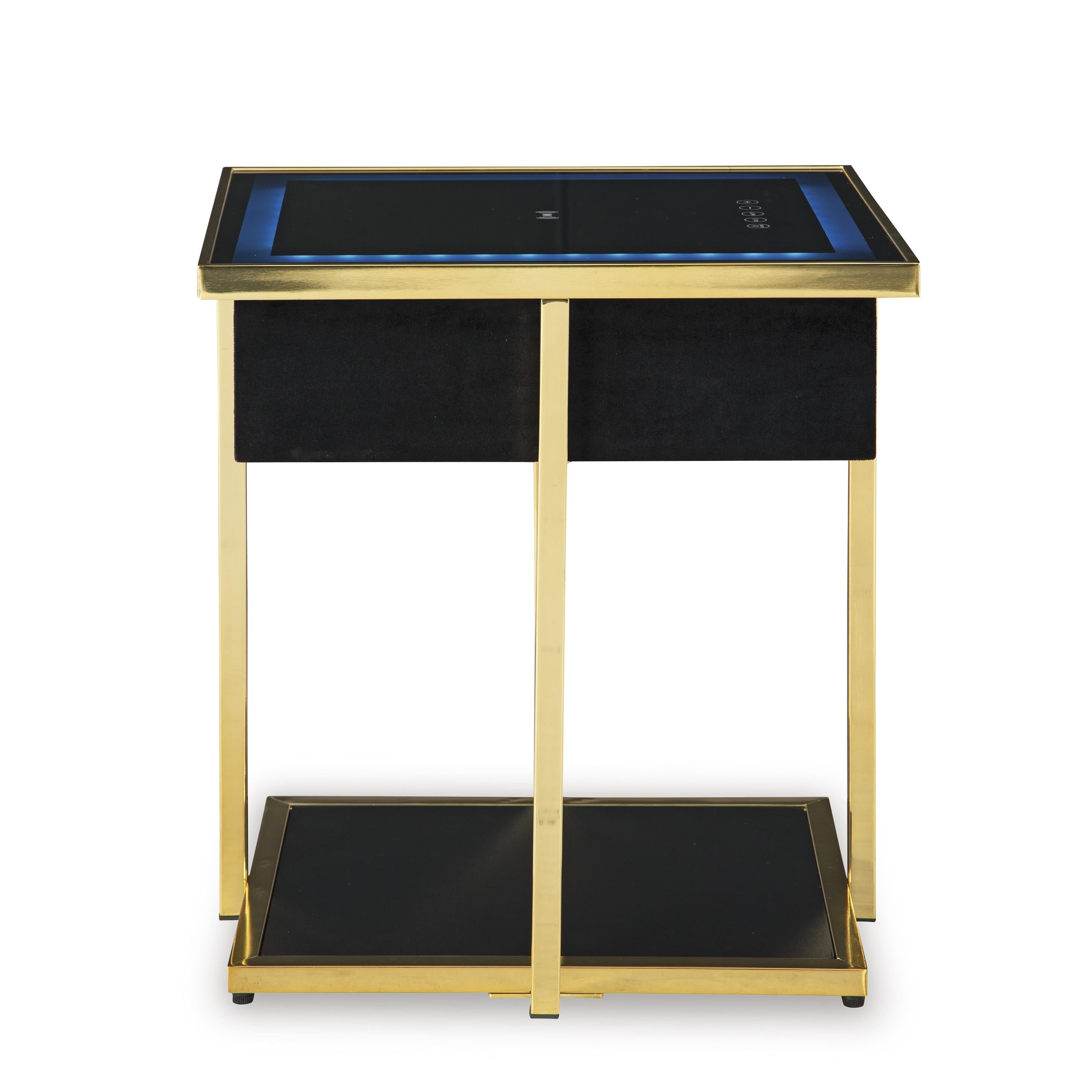 Signature Design by Ashley Rexwell A4000681 Accent Table with Speaker IMAGE 3