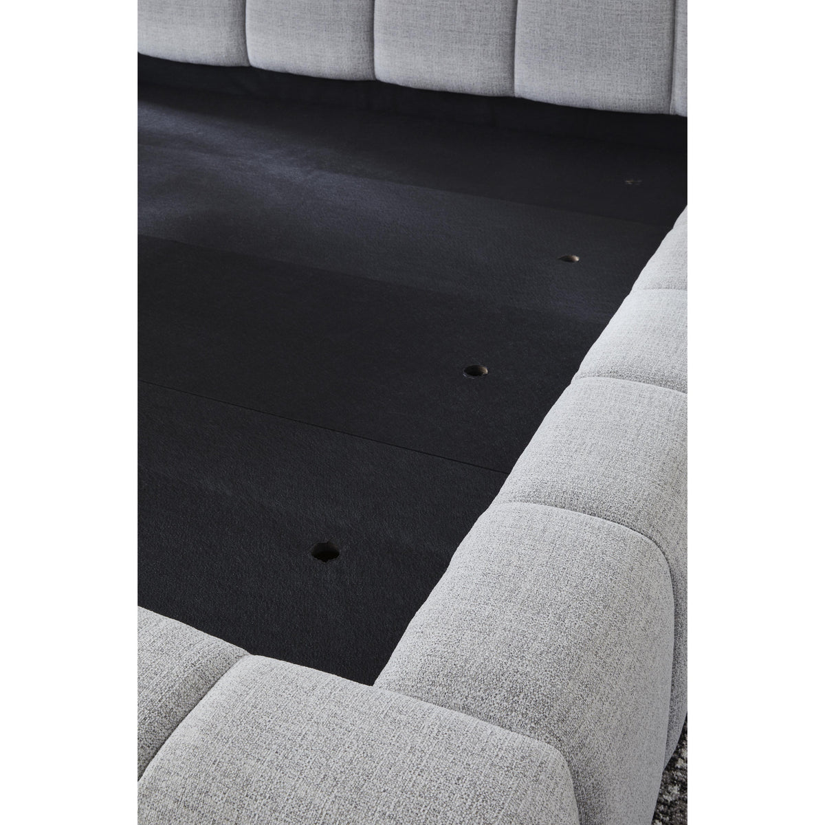 Signature Design by Ashley Grendusk PCB584B2 King Upholstered Bed IMAGE 6